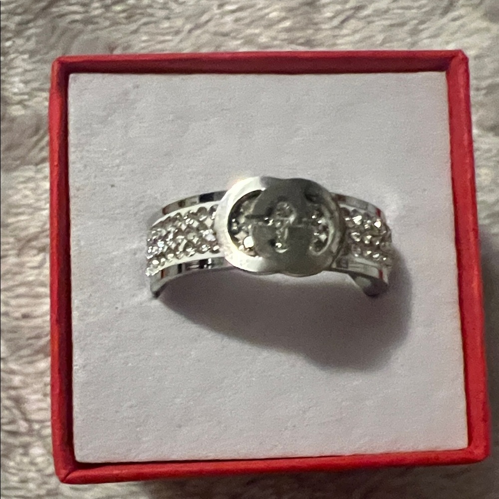 Silver Crystal Women's Statement Ring - Elegant Pavé Band